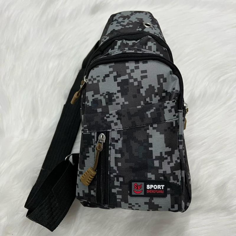 Men's Camouflage Crossbody Bag Lightweight Outdoor Sports Casual Chest Bag