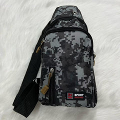 Men's Camouflage Crossbody Bag Lightweight Outdoor Sports Casual Chest Bag