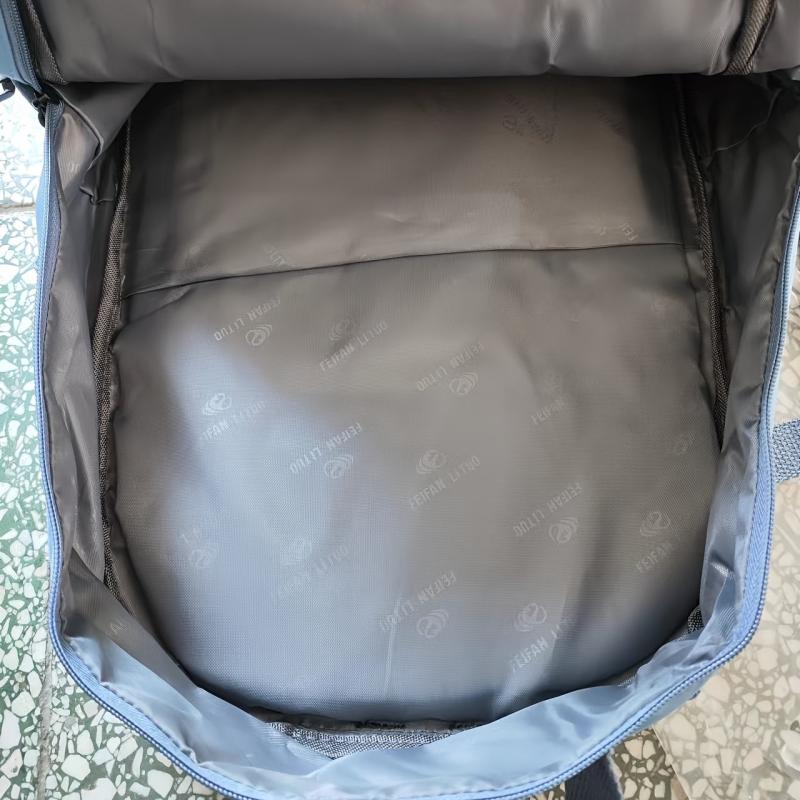 Large Capacity Lightweight Travel Backpack