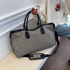 Large Capacity Houndstooth Pattern Sports Bag Versatile Travel Handbag