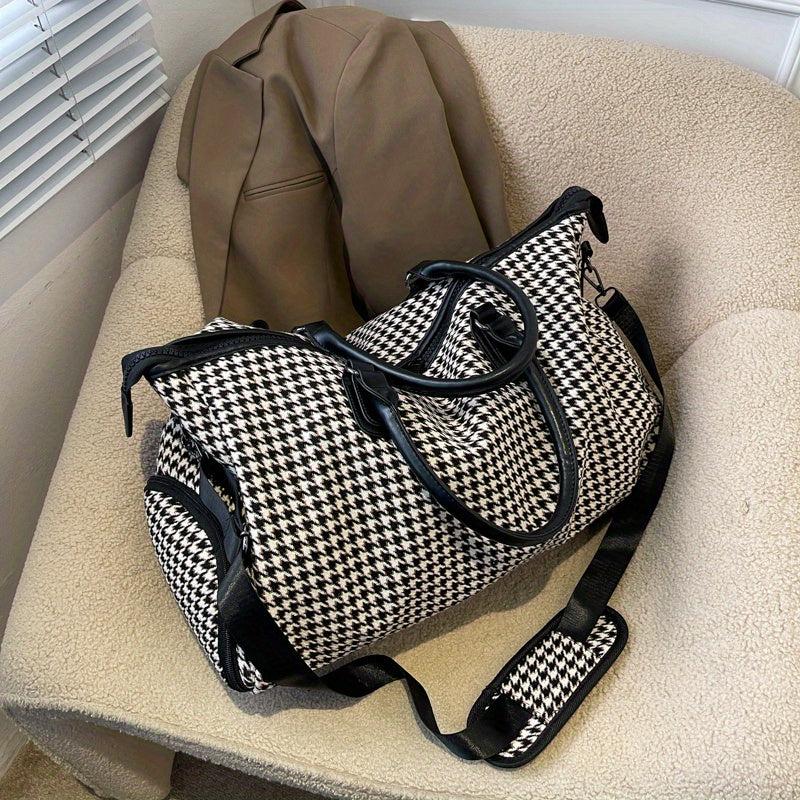 Large Capacity Houndstooth Pattern Sports Bag Versatile Travel Handbag