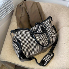 Large Capacity Houndstooth Pattern Sports Bag Versatile Travel Handbag