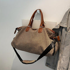 Large Capacity Houndstooth Pattern Sports Bag Versatile Travel Handbag