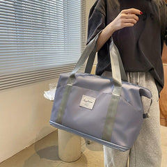 Versatile Large Capacity Duffle Bag for Travel