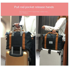 Colorblock Duffle Bag with Large Capacity and Zipper Closure