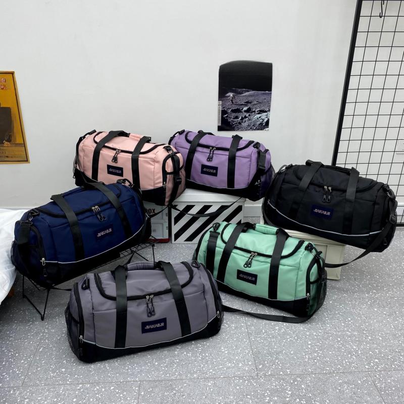 Casual Large Sports Bag Lightweight Luggage Storage Gym Bag