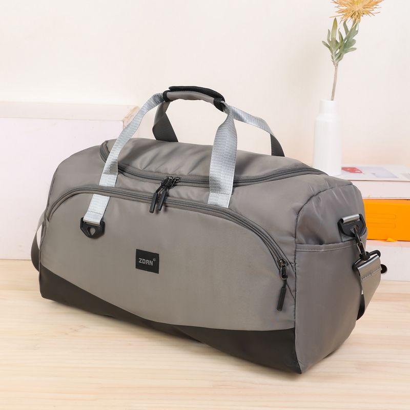 Large Capacity Lightweight Duffel Bag Gym Bag