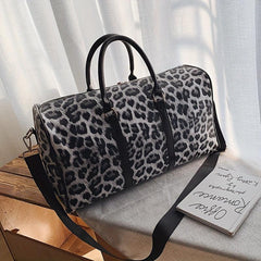 Leopard Pattern Duffel Bag Large Capacity Sports Storage Bag