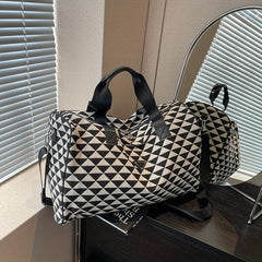 Large Capacity Rhombus Pattern Sports Bag Lightweight Travel Luggage Handbag