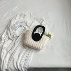 Versatile Straw Bucket Bag Handbag for Weekend Vacation