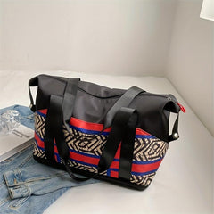 Stylish Letter Print Sports Shoulder Bag Large Capacity Zipper Sports Bag