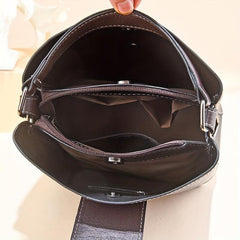 Classic Bucket Bag with Strips Strap PU Leather Crossbody Handbag