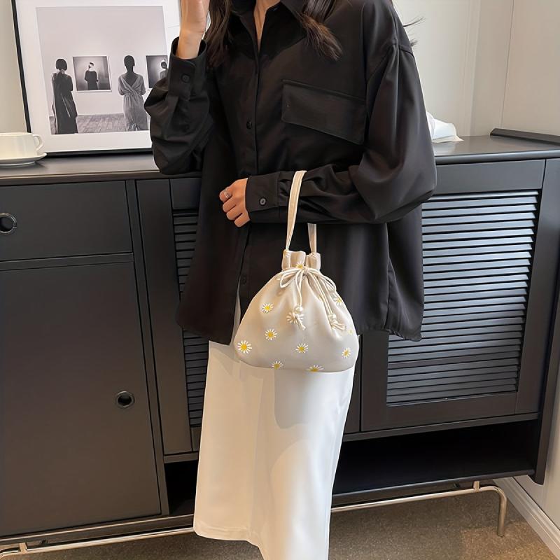 Daisy Embroidery Bucket Bag Canvas Handbag Women's Literary Drawstring Purse