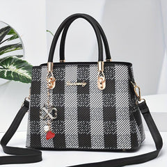 Plaid Crossbody Bag Large Capacity Shoulder Bag Stylish Messenger Handbag