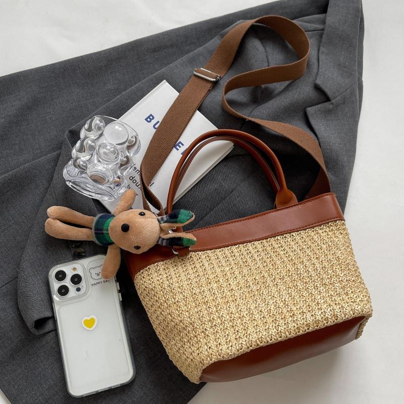 Rabbit Pendant Straw Woven Handheld Crossbody Bag