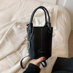 Leaf Pendant Crossbody Bag Bucket Handbag for Women
