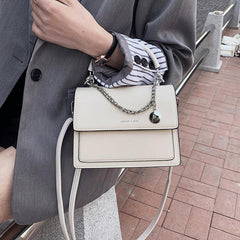 Women's Chain Crossbody Bag for Commuting & Shopping