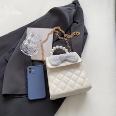 Faux Pearl Handle Quilted Shoulder Bag with Bow Decor