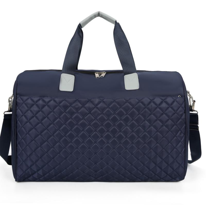Quilted Sports Duffle Bag Large Capacity Gym Handbag for Travel