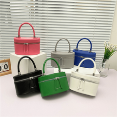 Minimalist Solid Bucket Bag Zipper Handbag