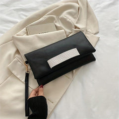 Crocodile Zipper Wristlet Clutch Bag Faux Leather Purse