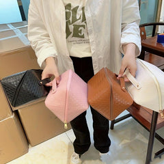 Portable Cosmetic Bag Zipper Makeup Toiletry Wash Bag