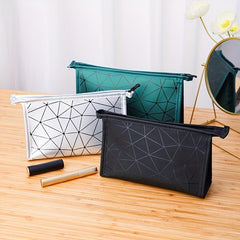 Geometric Pattern Makeup Zipper Bag Lightweight Cosmetic Bag