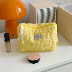 Flower Quilted Cosmetic Bag Zipper Clutch Makeup Bag