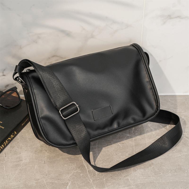 Men's Crossbody Bag Leather Travel Work Messenger Bag