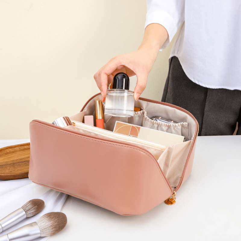 Large Capacity Travel Cosmetic Bag Waterproof Toiletry Bags For Women