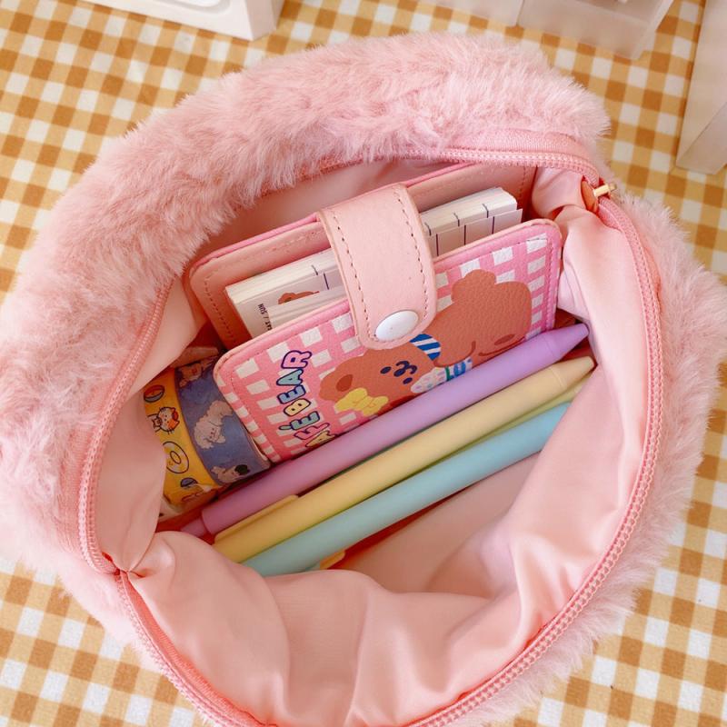 Bear Pattern Plush Cosmetic Bag Women's Cartoon Storage Pouch