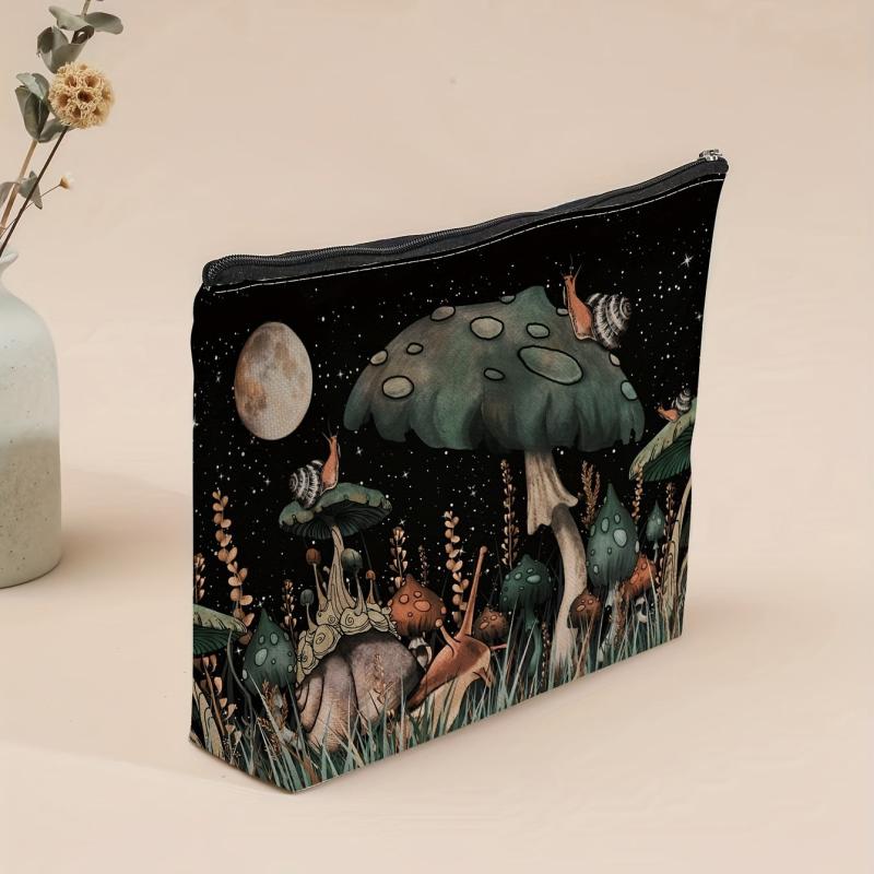 Snail & Mushroom Print Zipper Pouch Makeup Travel Clutch Bag