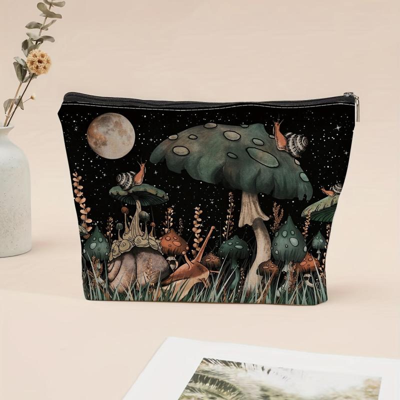 Snail & Mushroom Print Zipper Pouch Makeup Travel Clutch Bag