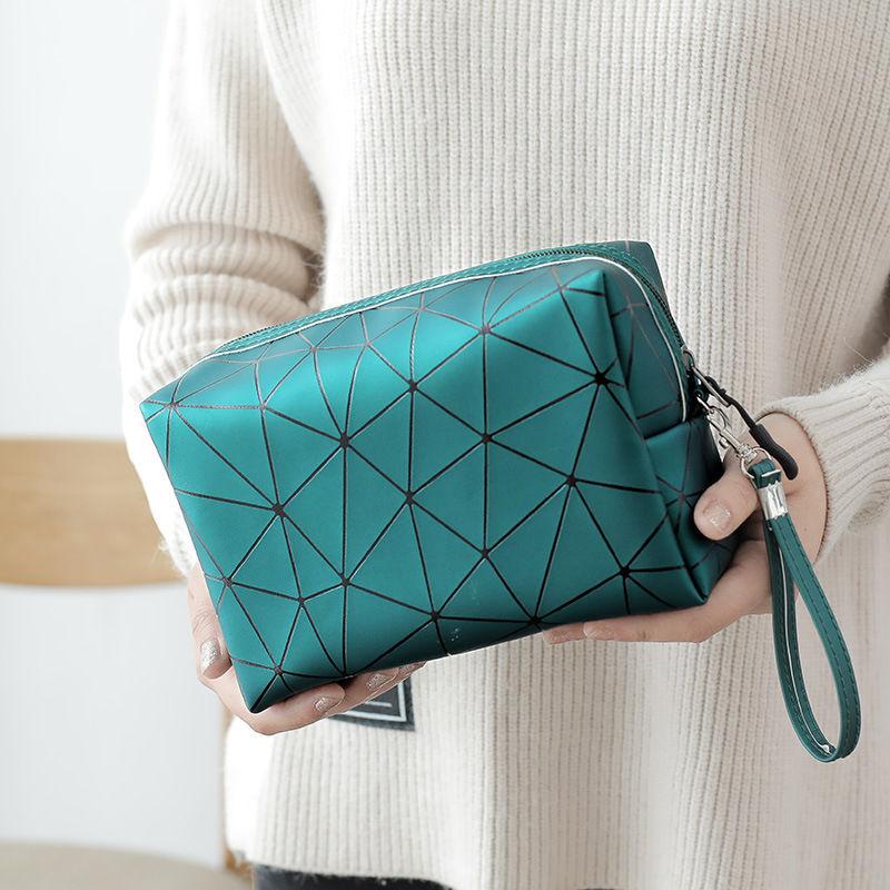 Geometric Pattern Mini Cosmetic Bag Zipper Wristlet Makeup Storage Bag