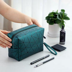 Geometric Pattern Mini Cosmetic Bag Zipper Wristlet Makeup Storage Bag
