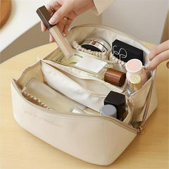 Large Capacity Portable Cosmetic Bag Handle Zipper Letter Print Toiletry Bag