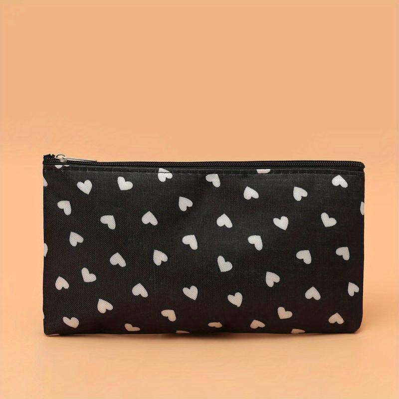 Heart Pattern Cosmetic Bag Lightweight Makeup Pouch Zipper Toiletry Wash Bag