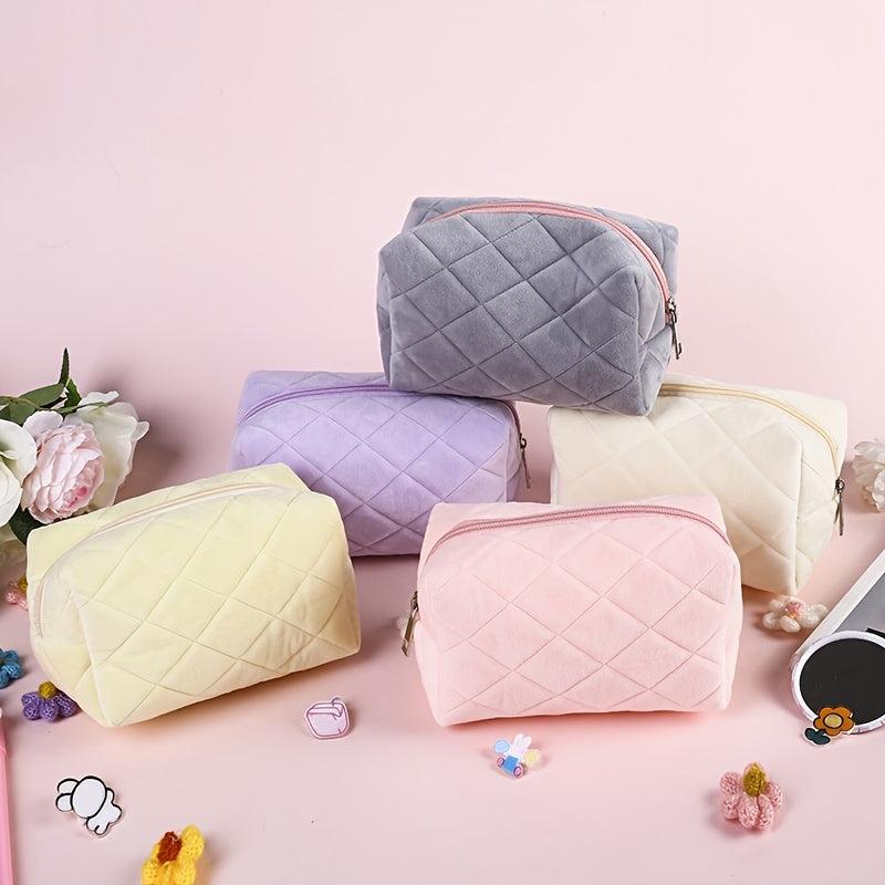 Argyle Quilted Cosmetic Bag Faux Fur Storage - Travel Handbags