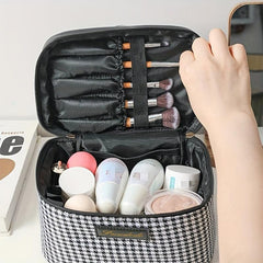 Waterproof Storage Bag Lightweight Organizer & Travel Handbag