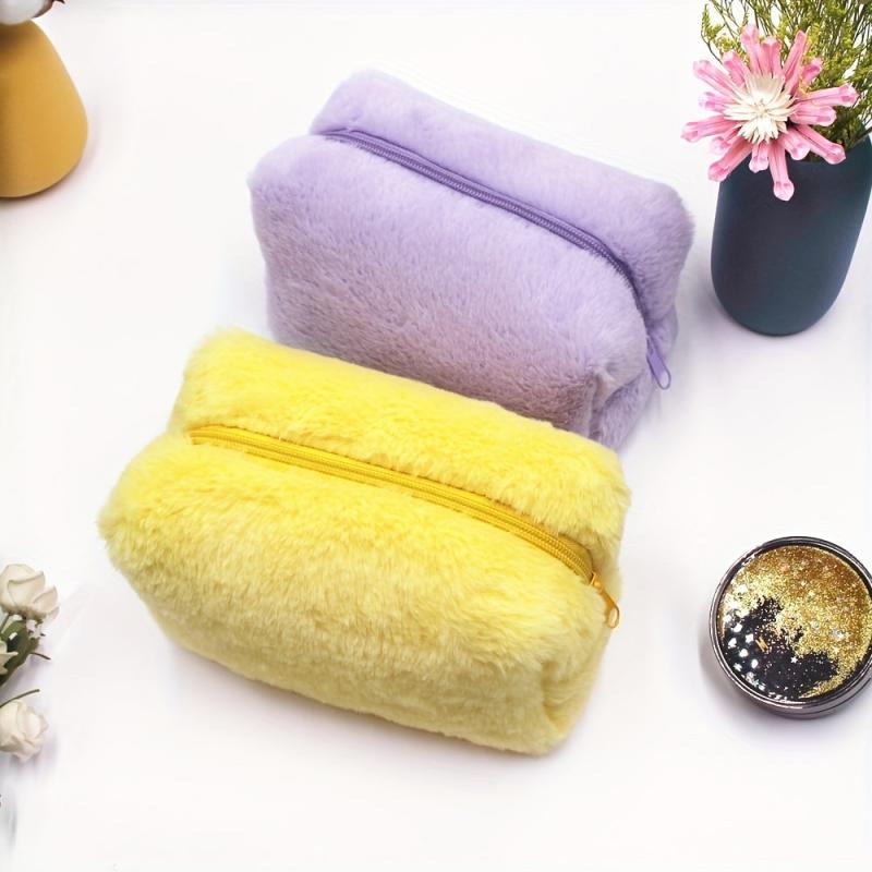 Plush Storage Pouch Lightweight Makeup Bag Travel Cosmetic Bag