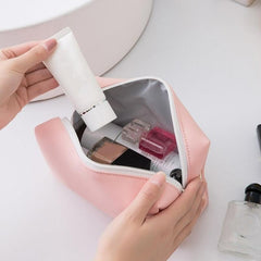 Women's Lightweight Cosmetic Bag Portable Travel Organizer
