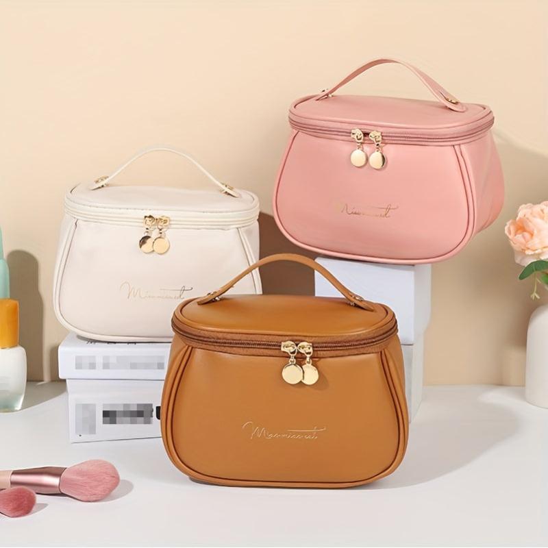 Letter Graphic Cosmetic Bag Small Faux Leather Makeup Bag