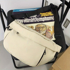 Casual Crescent Bag Zipper Crossbody Bag For Outdoor