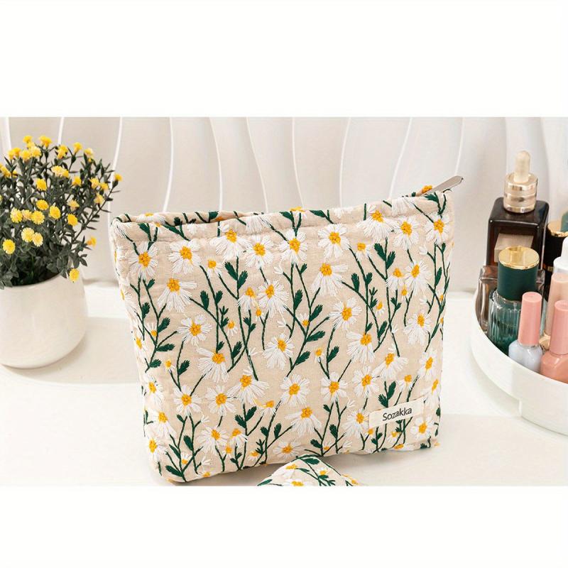 Daisy Flower Embroidered Cosmetic Bag Large Travel Toiletry Storage