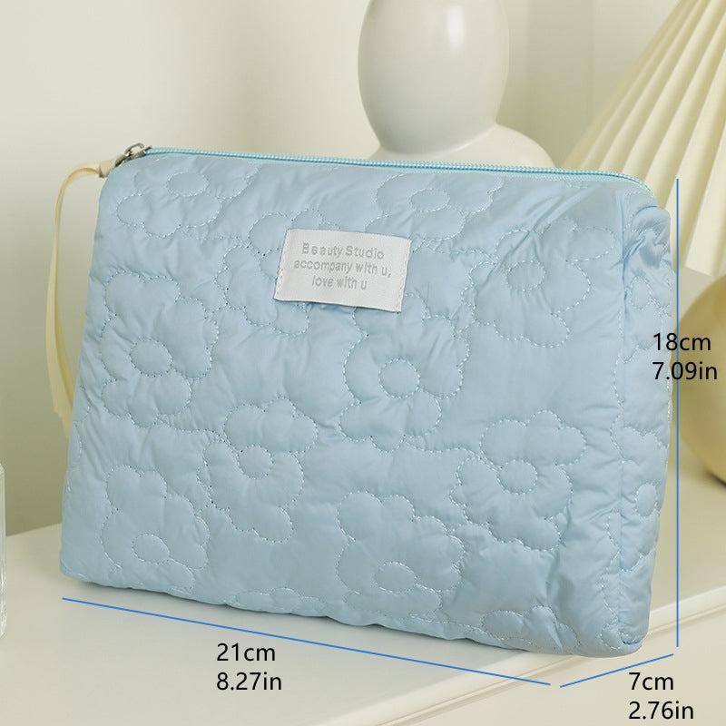 Women's Portable Cosmetic Zipper Bag Lightweight Makeup Organizer