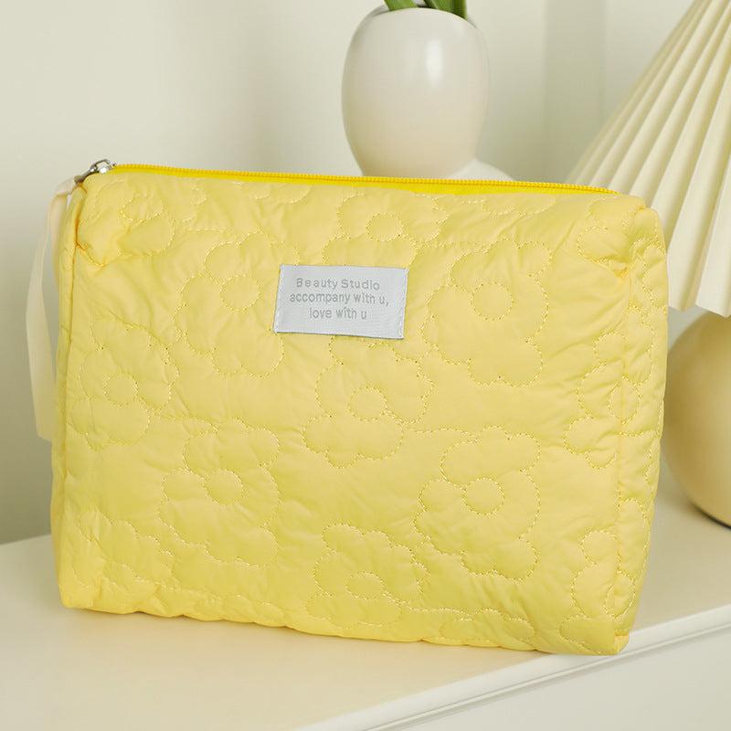 Women's Portable Cosmetic Zipper Bag Lightweight Makeup Organizer