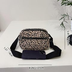 Leopard Print Cell Phone Crossbody Bag Lightweight Messenger Keys Cards Bag