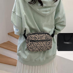 Leopard Print Cell Phone Crossbody Bag Lightweight Messenger Keys Cards Bag