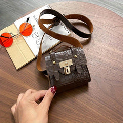 Vintage Flap Waist Bag Crocodile Embossed Fanny Pack Crossbody Purse