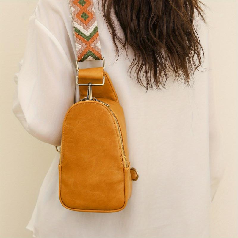 Retro Chest Bag Vegan Leather Crossbody Bag Wide Strap